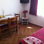 Nada Apartman *