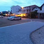 Nada * Bilice