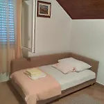 Nada Apartman